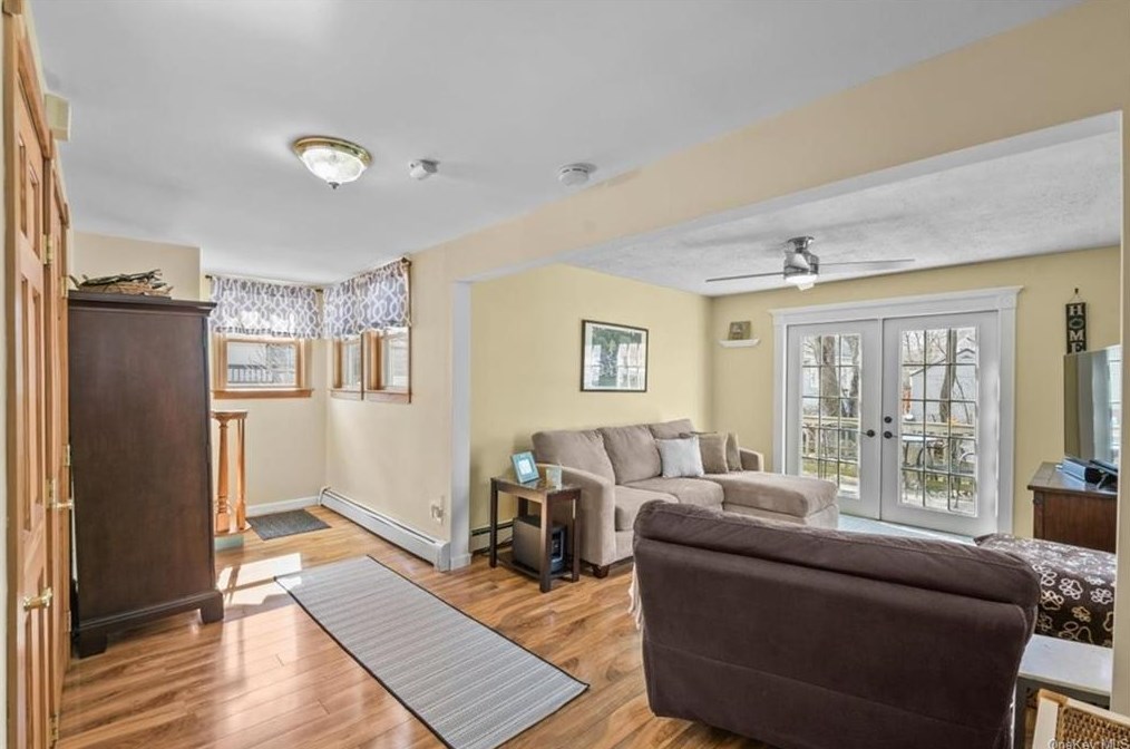 15 Ashburton Rd, Kent Lakes NY  10512-5865 exterior