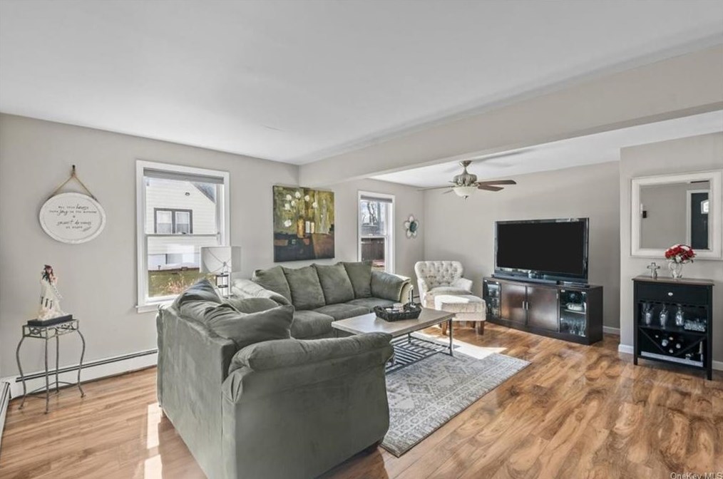 15 Ashburton Rd, Kent Lakes NY  10512-5865 exterior