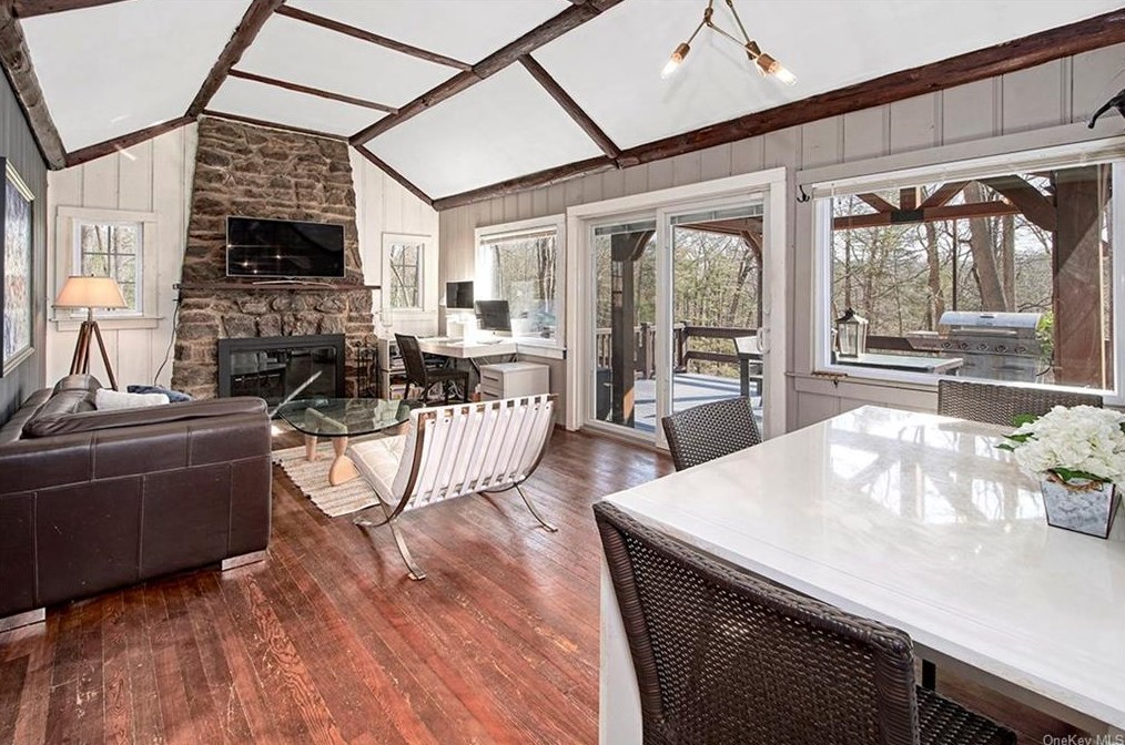 50 Cabin Ridge Rd, Chappaqua, NY 10514