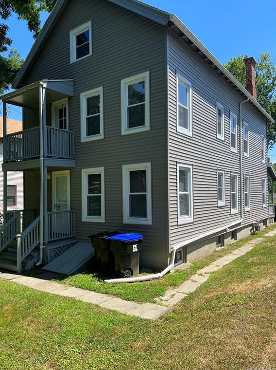 21 Lincoln Ave #2, Poughkeepsie, NY 12601