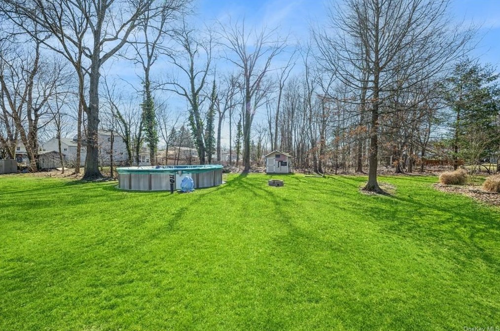226 Townline Rd, Chestnut Ridge, NY 10965-1264
