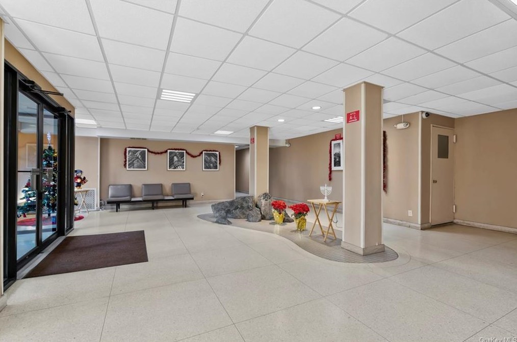 11 Lake St Apt 5f, White Plains, NY