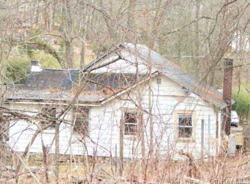 22 Downy Trl, Wurtsboro NY  12790-7031 exterior