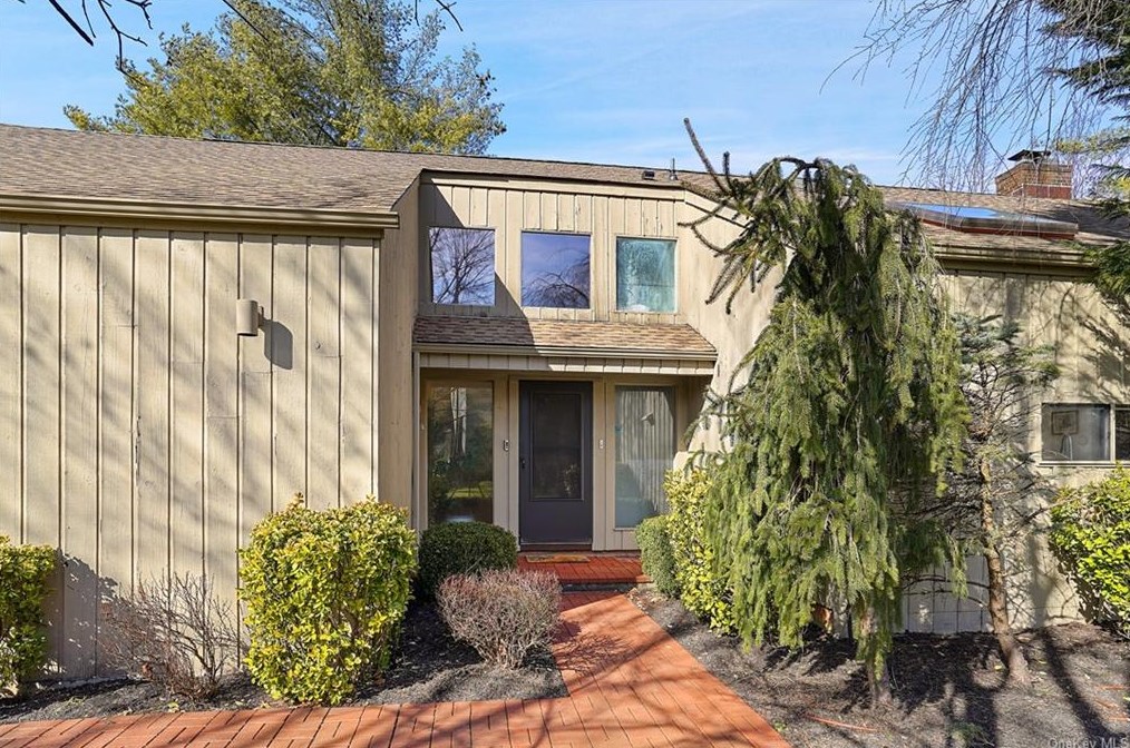 42 Talcott Rd, Rye Brook, NY 10573