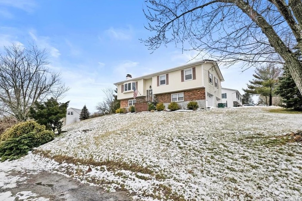 55 Salem Rd, Fishkill, NY 12524