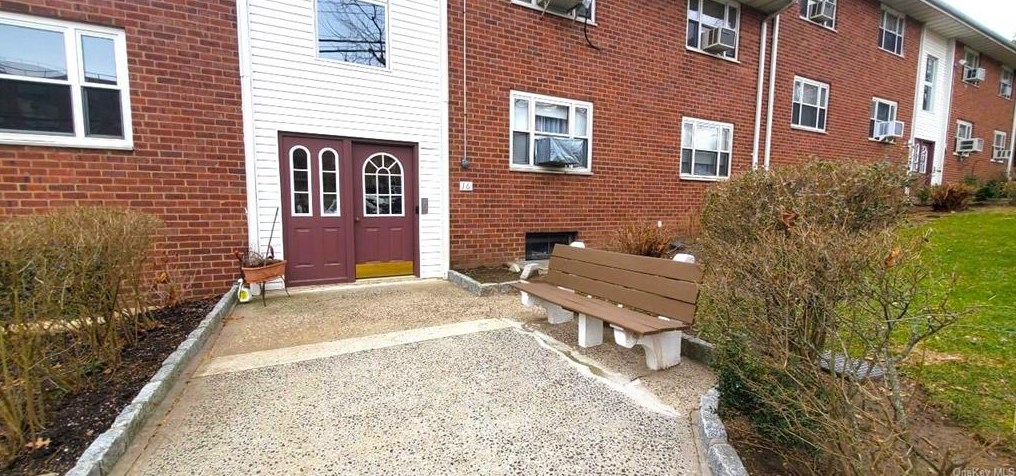 16 Dehaven Dr #2e, Yonkers, NY 10703