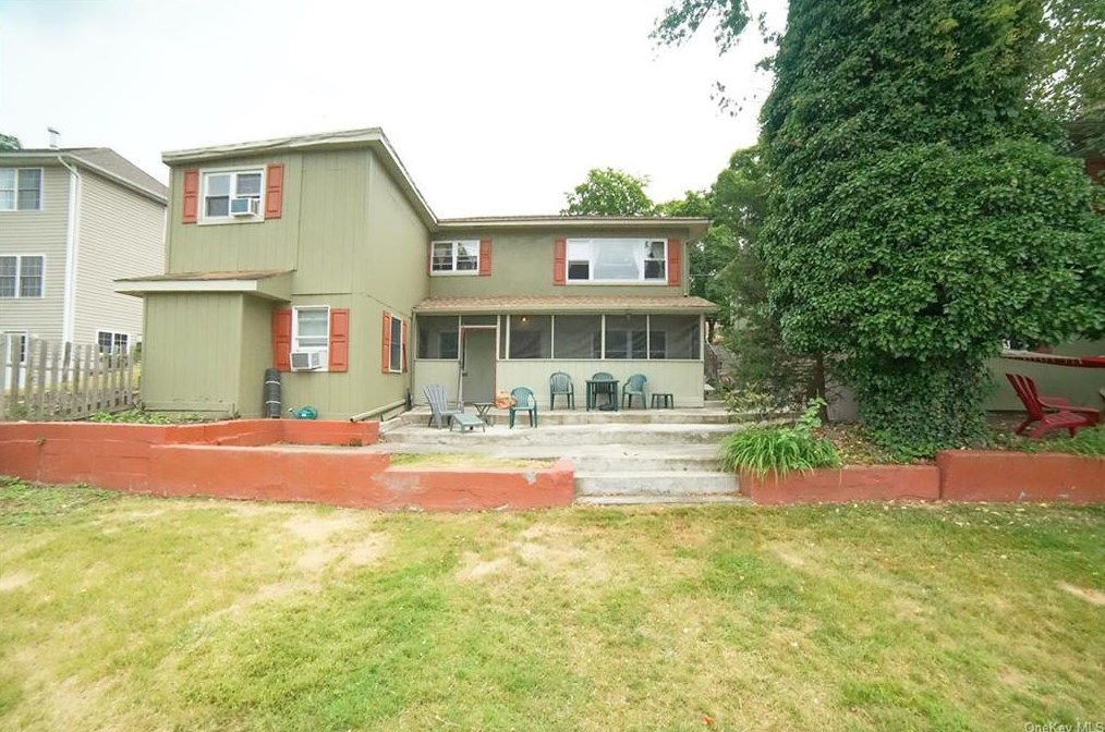 13 Shore Dr #17, Greenwood Lake, NY 10925