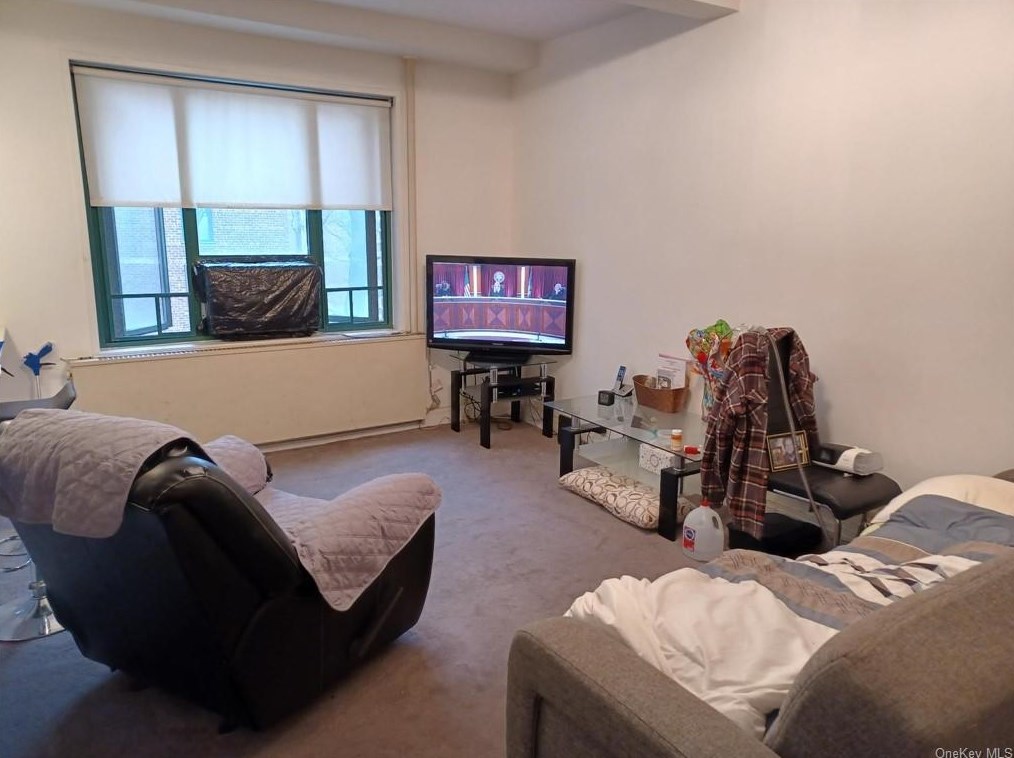 1936 E Tremont Ave #4, Bronx, NY 10462