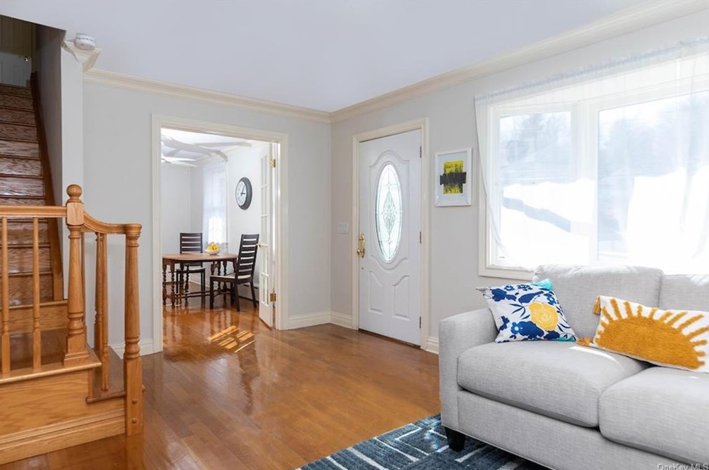 23 Ogden Ave, Dobbs Ferry, NY 10522