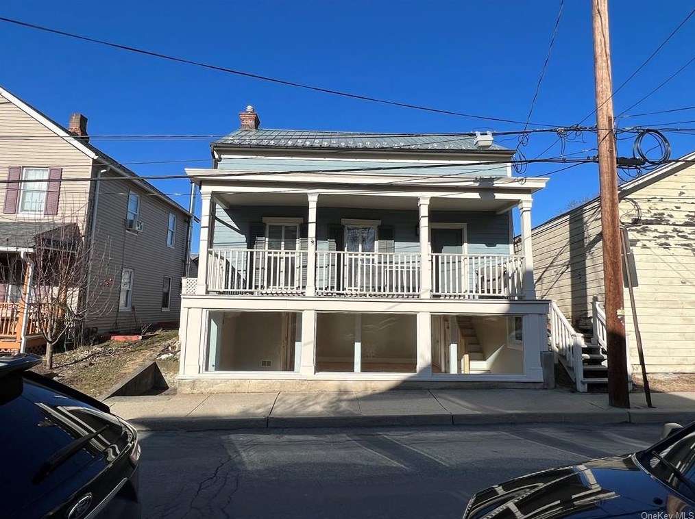 16 Mcewen St, Warwick, NY 10990