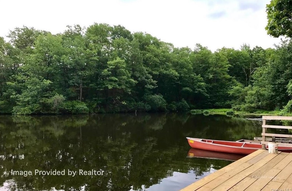 708 Forest Glen Rd, Monroe NY  10950-5546 exterior