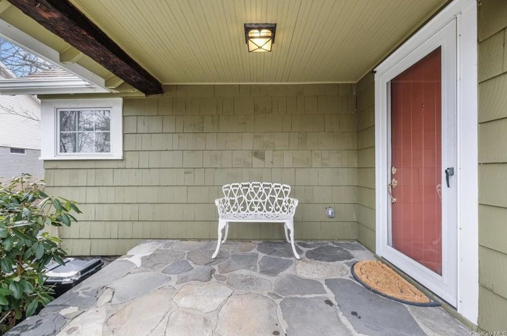 708 Forest Glen Rd, Monroe, NY 10950-5546