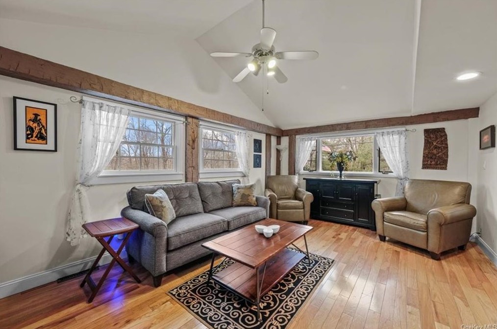 708 Forest Glen Rd, Monroe NY  10950-5546 exterior