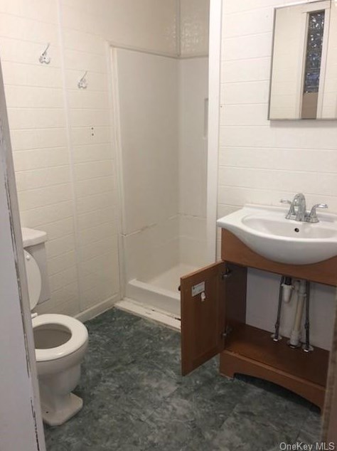 10 Elmendorf St, Port Jervis NY  12771-1405 exterior