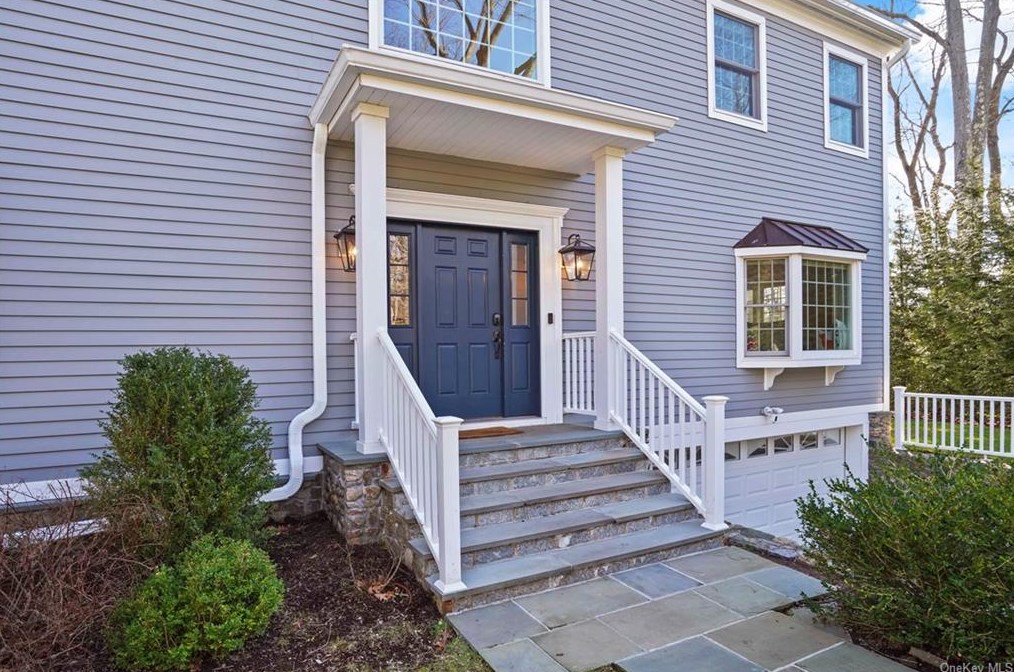 2 Rest Ave, Ardsley, NY 10502-1908
