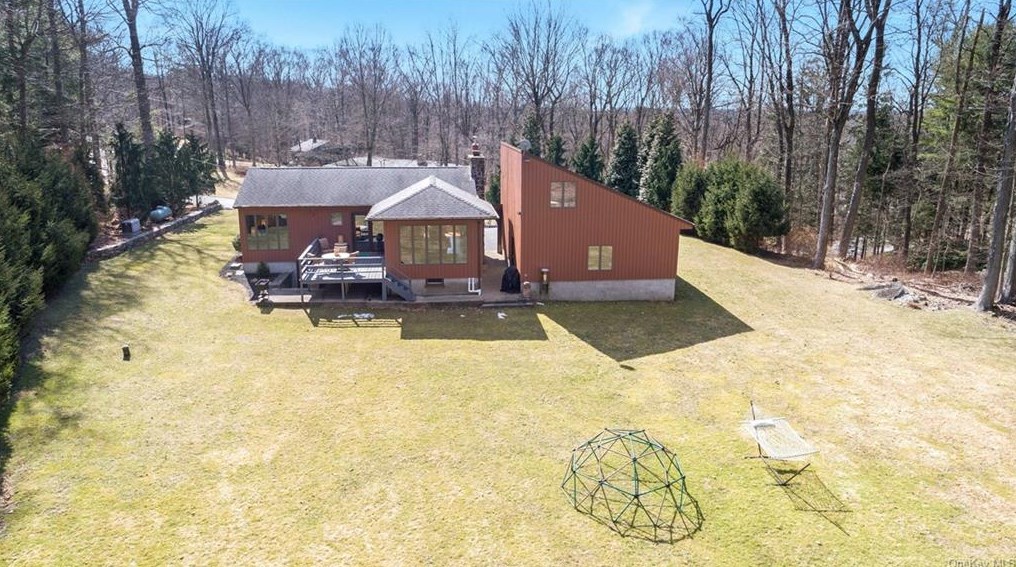 30 Cedar Rd, Katonah, NY 10536-3401