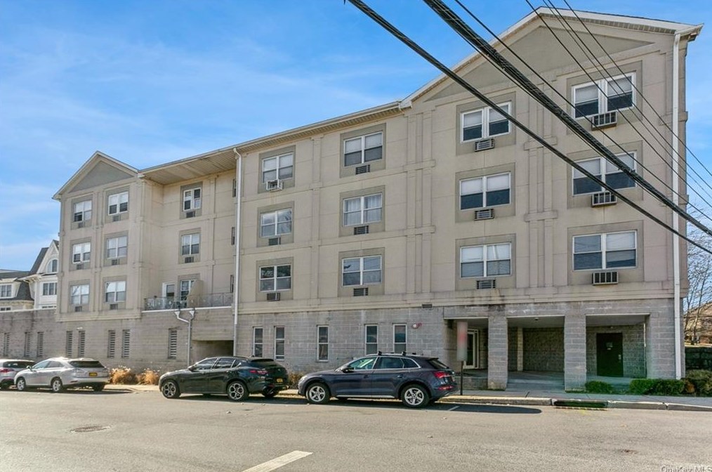 400 Mt Pleasant Ave #1b, Mamaroneck, NY 10543