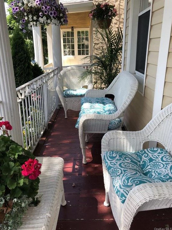 87 Walnut St, New Rochelle, NY 10801