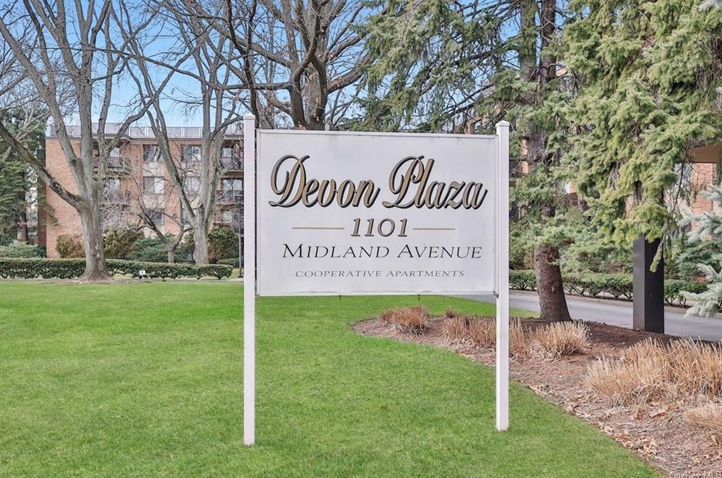 1101 Midland Ave #212, Yonkers, NY 10708