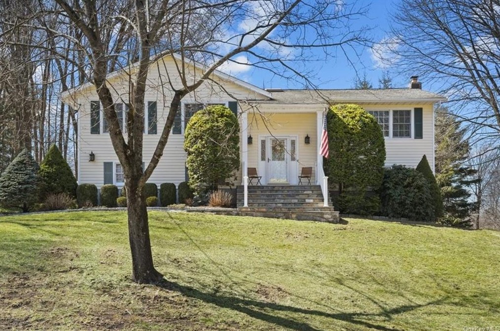 3619 Edgehill Rd, Yorktown Hgts, NY 10598