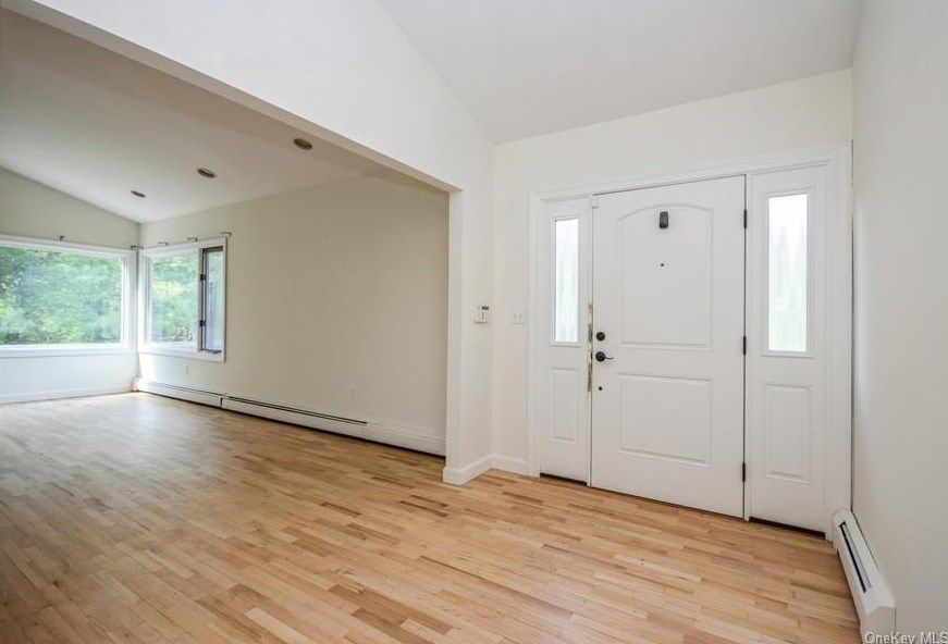 30 Brookline Way, New City NY  10956-4143 exterior
