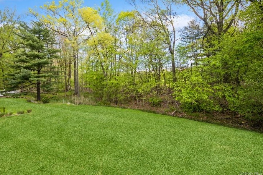 30 Brookline Way, New City NY  10956-4143 exterior