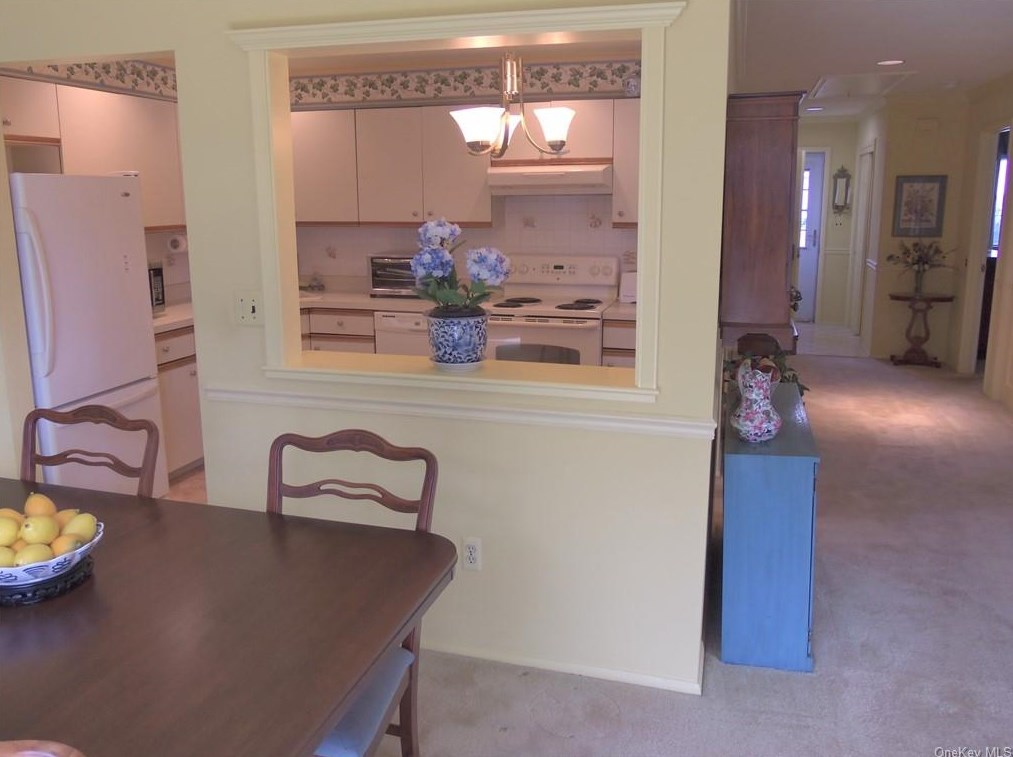 154 Carriage Ct #c, Yorktown Hgts, NY 10598