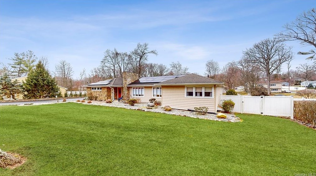 388 Kings Hwy, Valley Cottage, NY 10989