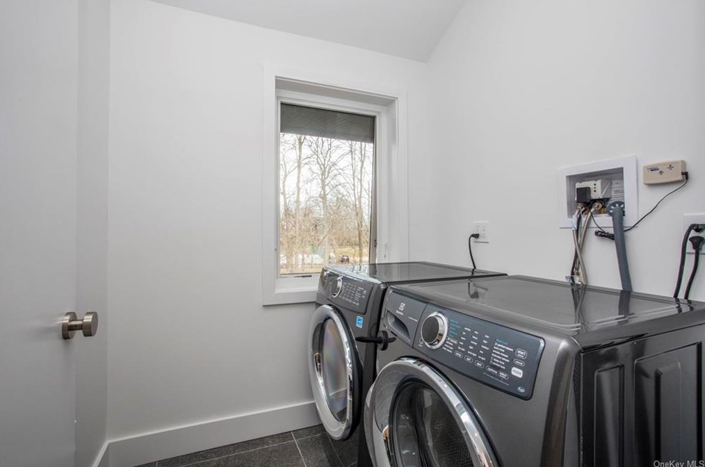 901 Skibo Ln, Mamaroneck NY  10543-4726 exterior