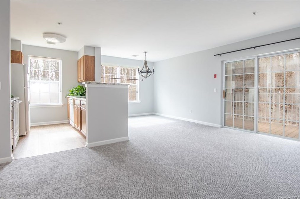 2102 Jacobs Hill Rd, Cortlandt Manor, NY 10567-2530