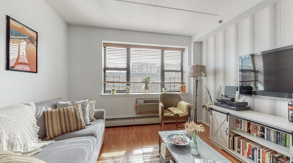 1259 Grant Ave #3c, Bronx, NY 10456