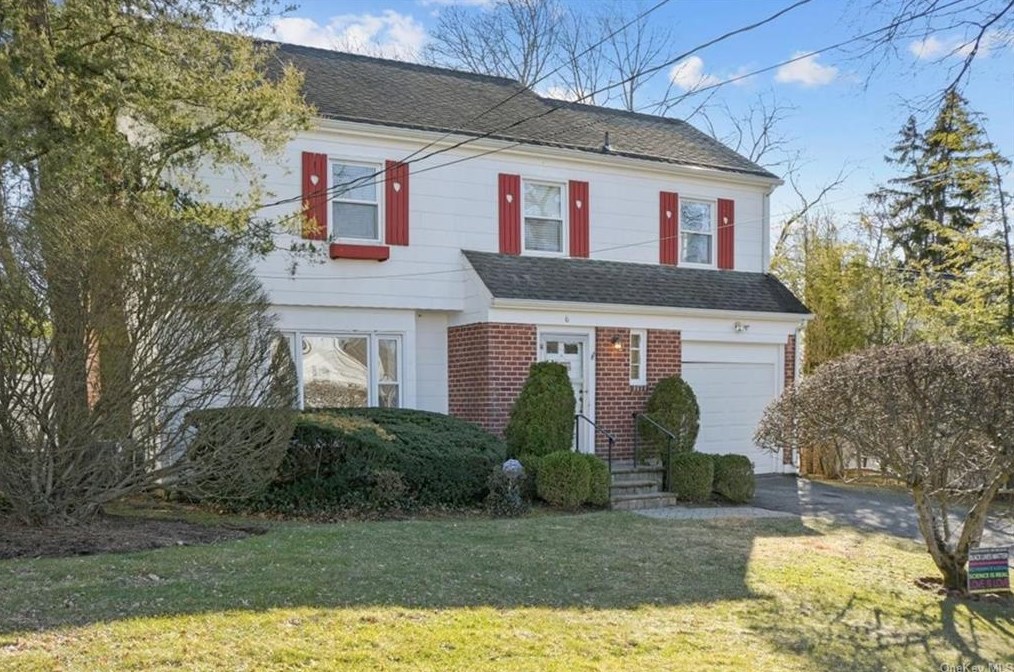 6 Benedict Ave, Yonkers, NY 10709-5402
