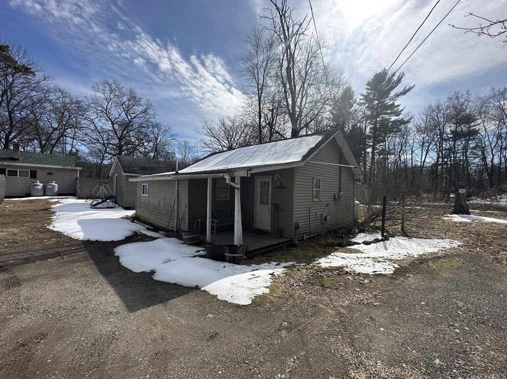 7 C Padgett Ln, Godeffroy, NY 12729
