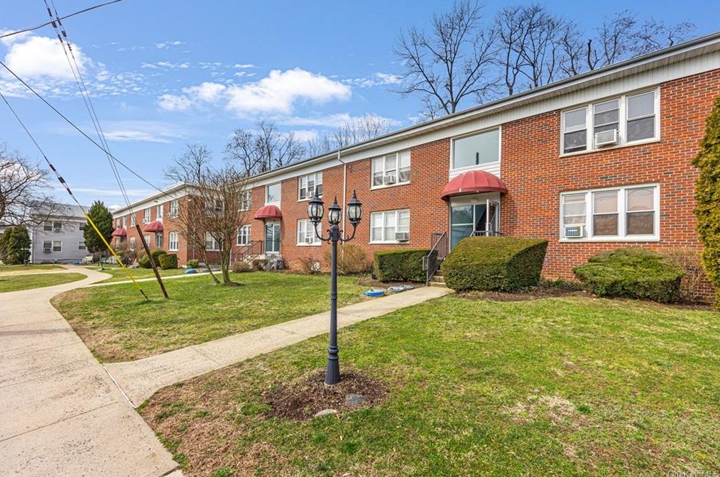 8 Stokes Rd #2a, Yonkers, NY 10710