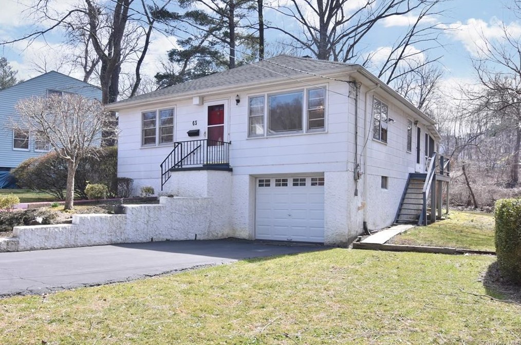 65 Brynwood Rd, Yonkers, NY 10701-5209