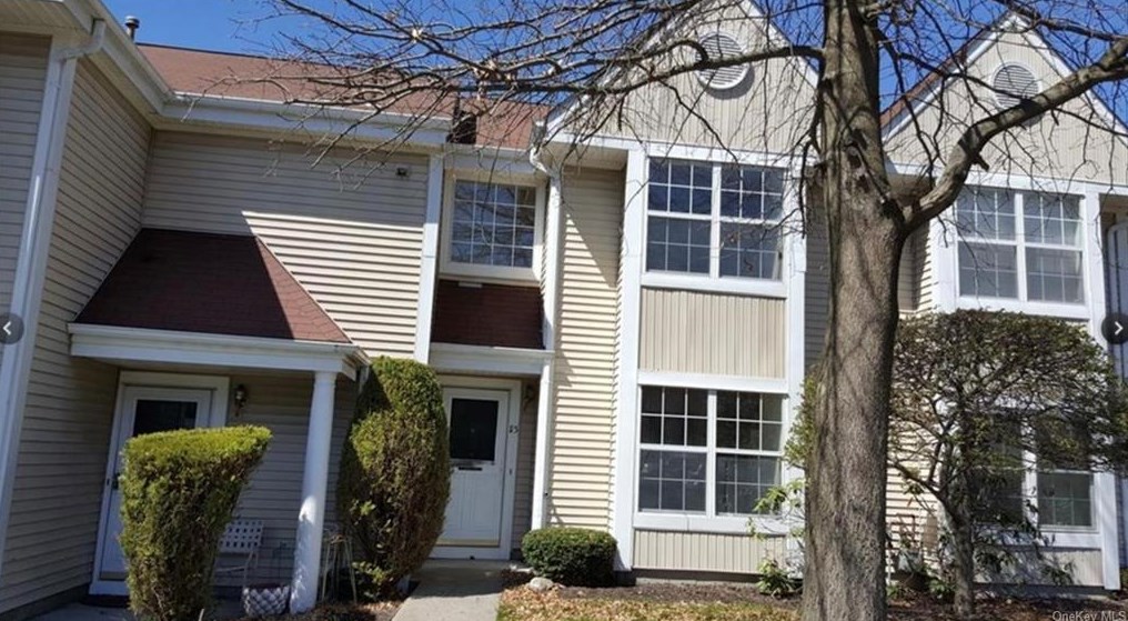 115 Creekside Cir, Chestnut Ridge, NY 10977