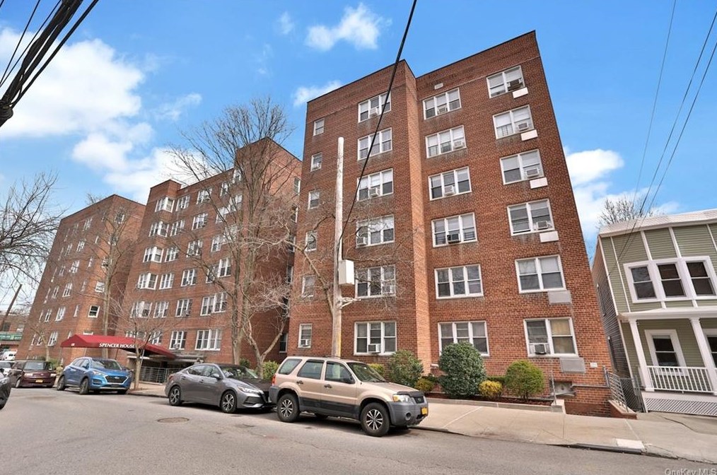 4380 Vireo Ave #4n, Bronx, NY 10470