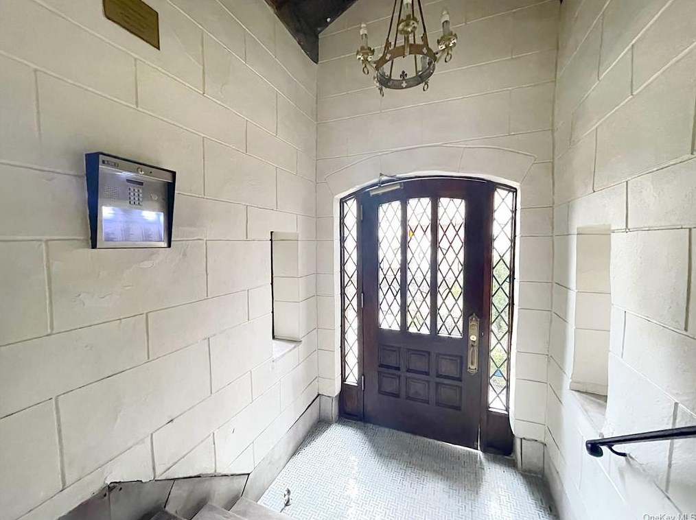 155 Centre Ave #4a, New Rochelle, NY 10805