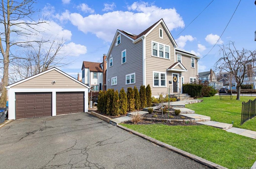 50 Prescott Ave, White Plains, NY 10605
