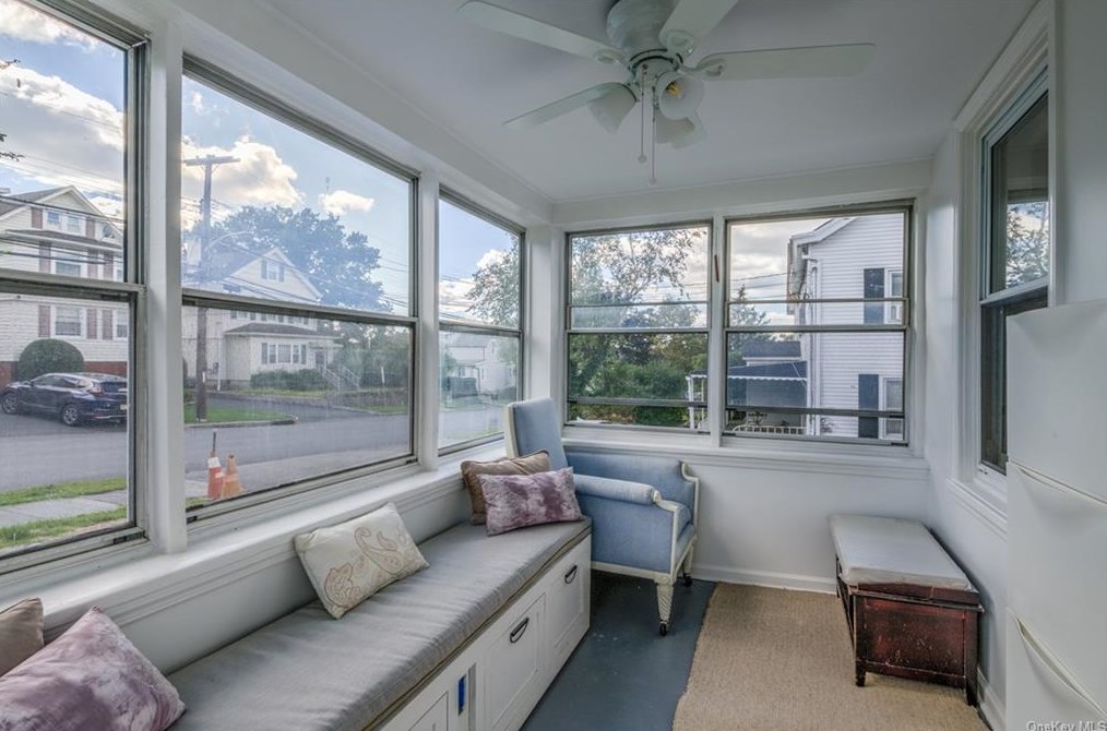 426 Jefferson Ave, Mamaroneck NY  10543-1916 exterior