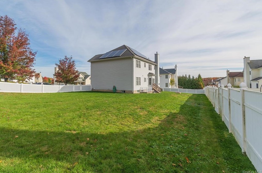 2638 Liberty Rdg, Newburgh NY  12553-4924 exterior