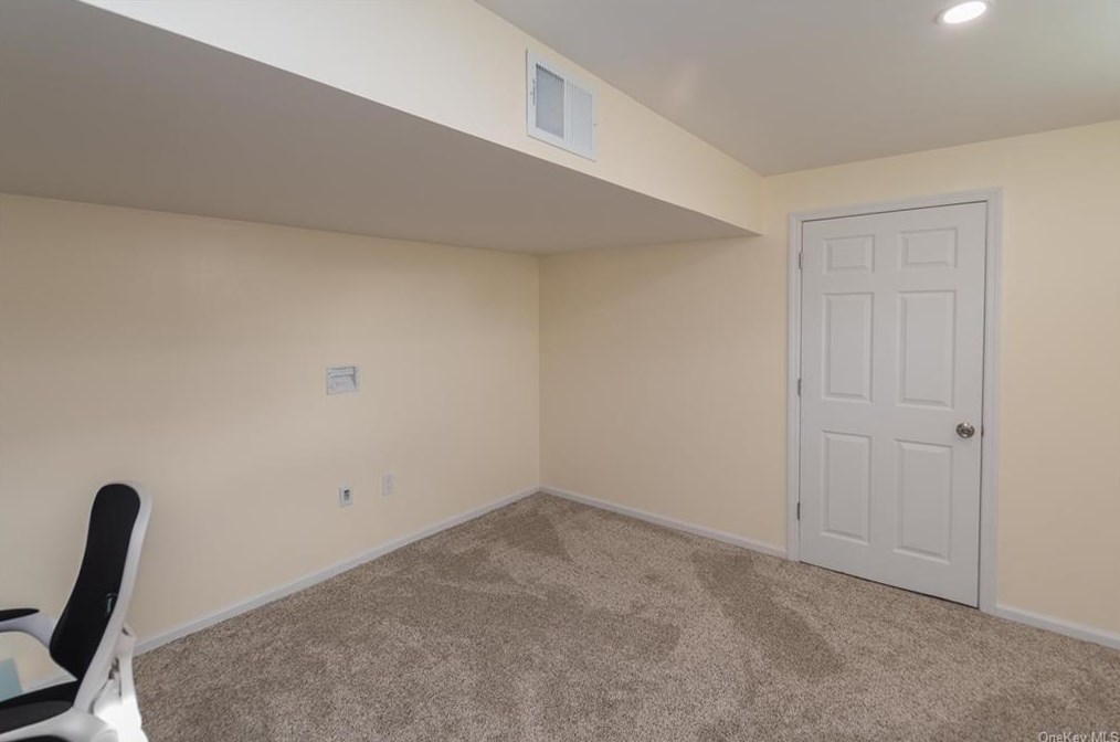 2638 Liberty Rdg, Newburgh NY  12553-4924 exterior