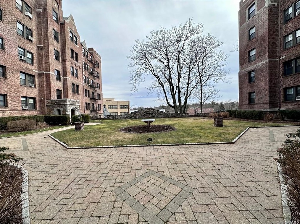 23 Old Mamaroneck Rd #5o, White Plains, NY 10605