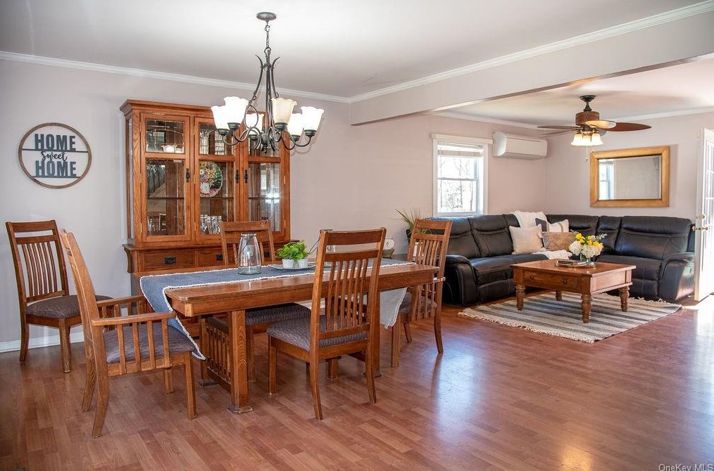 58 May Rd, Chestnut Ridge, NY 10965