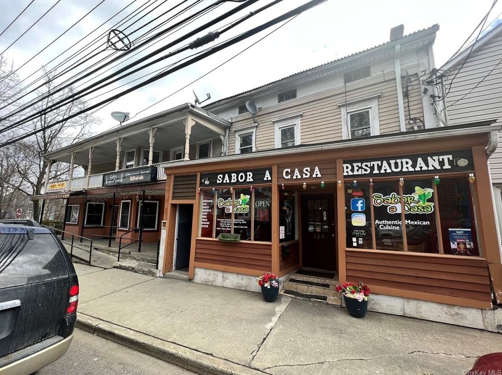 123 Main St #3b, Chester, NY 10918