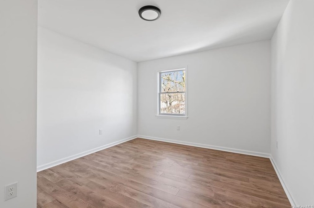 64 Oak St, Walden NY  12586-1241 exterior