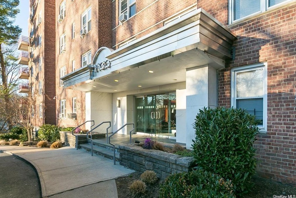 1133 Midland Ave Apt 1f, Yonkers, NY
