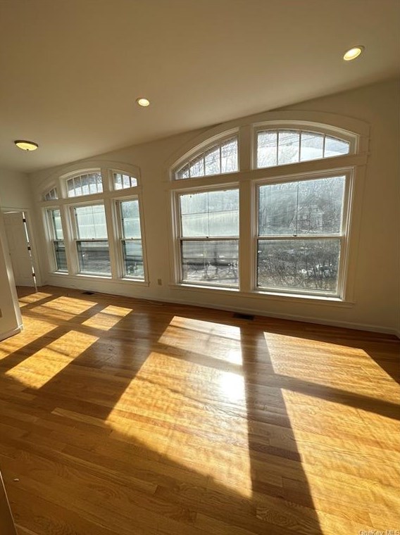 690 Saw Mill River Rd Apt 2f, Ardsley, NY