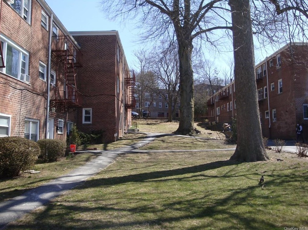 2 Soundview Ave #2b, White Plains, NY 10606