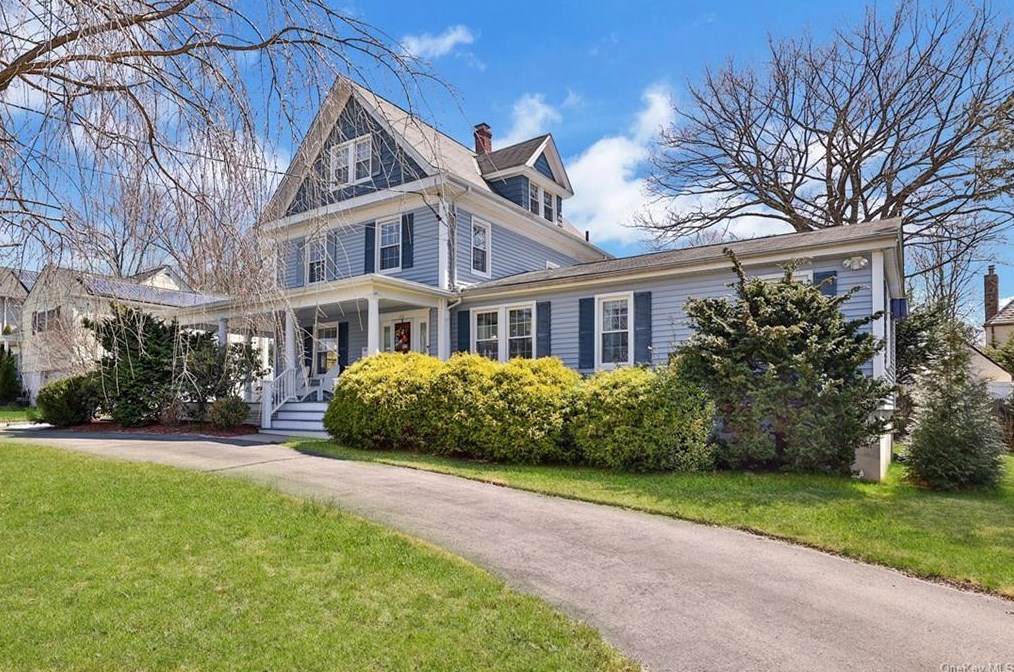 111 Alexander Ave, Hartsdale, NY 10530